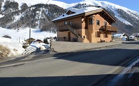 Chalet Aura